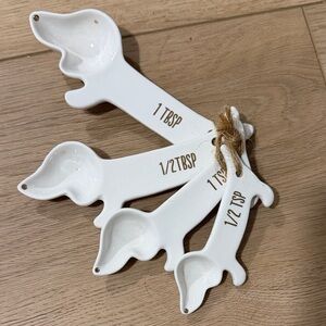 White Ceramic Dachshund Measuring Spoon Set - 4 Piece